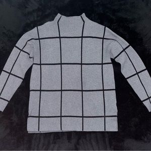 Pretty block patterned sweater.